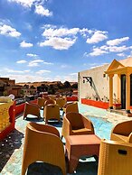 Pyramids paradise hotel