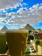 Pyramids paradise hotel