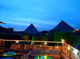Pyramids paradise hotel