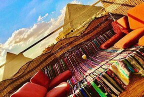 Pyramids paradise hotel