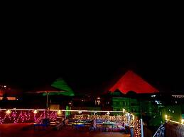 Pyramids paradise hotel