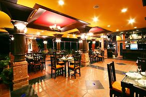 Sea Breeze Resort