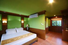 Sea Breeze Resort