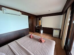 Sea Breeze Resort