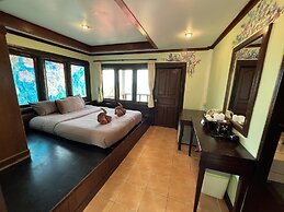 Sea Breeze Resort