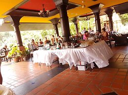 Sea Breeze Resort