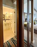 Woodford Dolmen Hotel