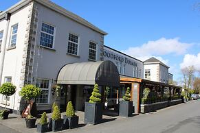 Woodford Dolmen Hotel