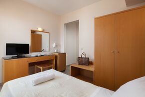Nafsika Hotel