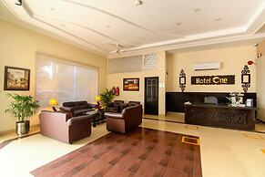 Hotel One Lalazar Multan