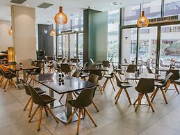 Novotel Newcastle Beach