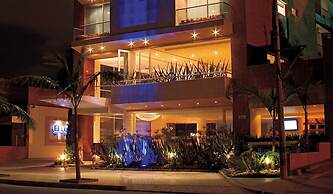Blue Suites Hotel