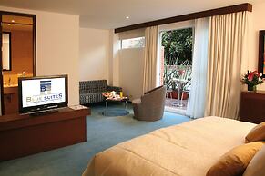 Blue Suites Hotel