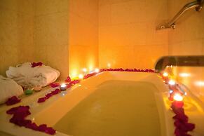 Blue Suites Hotel
