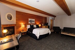 Terrace Suites