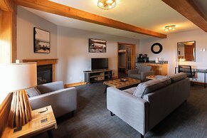 Terrace Suites