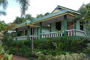 Haadson Resort