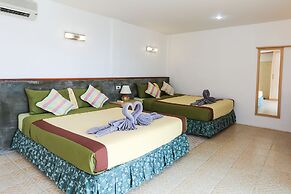 Haadson Resort