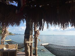 Haadson Resort