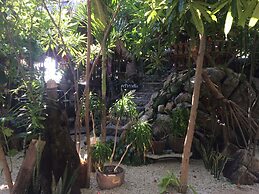Haadson Resort