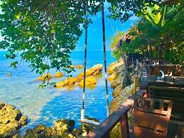 Haadson Resort