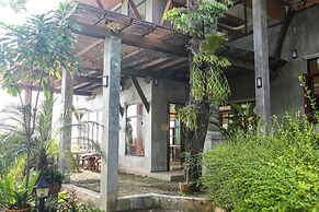 Haadson Resort