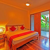 Tropicana Lagoon Apartments