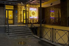 9 Owls Hotel
