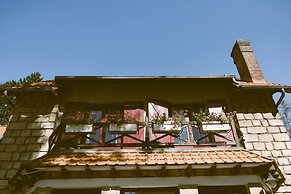 Hostellerie Du Lys - Hôtel & Restaurant