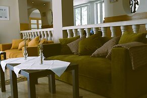 Hostellerie Du Lys - Hôtel & Restaurant