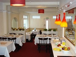 Trelinda Hotel