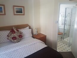 Trelinda Hotel