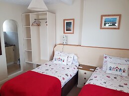 Trelinda Hotel