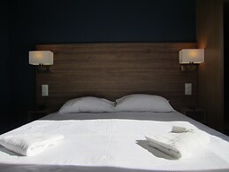 The Originals Access, Hôtel les Iris