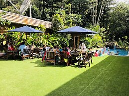 Pacific Gardens Hotel