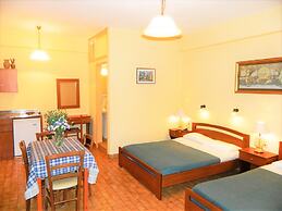 Zorbas Beach Village Hotel