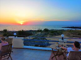 Zorbas Beach Village Hotel