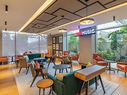 ibis Mumbai Airport Hotel