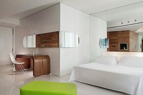 i-Suite Hotel