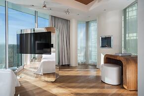 i-Suite Hotel