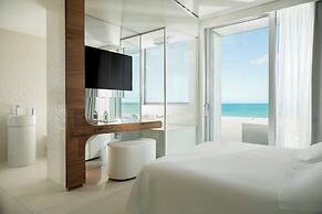 i-Suite Hotel