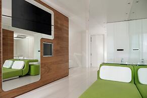 i-Suite Hotel
