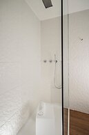 i-Suite Hotel