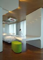 i-Suite Hotel