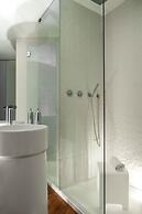 i-Suite Hotel