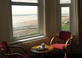 Bailey Ground Hotel