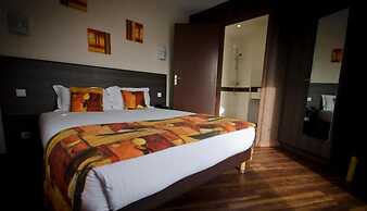 Brit Hotel Confort Azur Cholet Nord