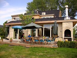 Le Coquin Bed & Breakfast