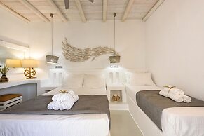 Blue Waves Suites & Apartments To Kyma