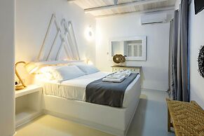 Blue Waves Suites & Apartments To Kyma
